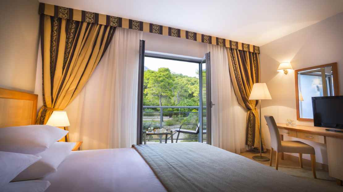 Double room with Balcony and Park View